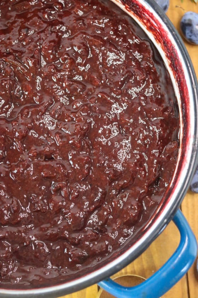 A pot full of sugar free plum jam ready for canning.