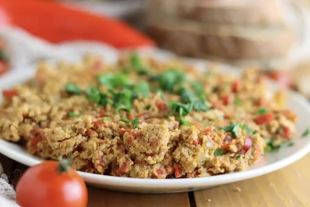 sataras and eggs
