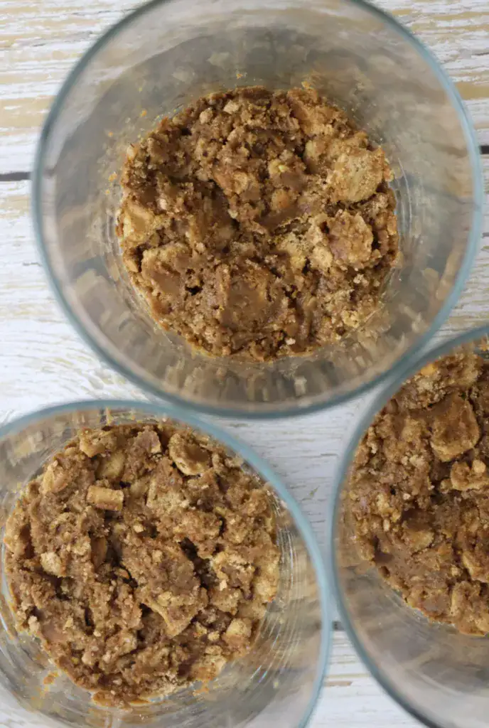 step 7 - filling the glasses or pan with cookie layers