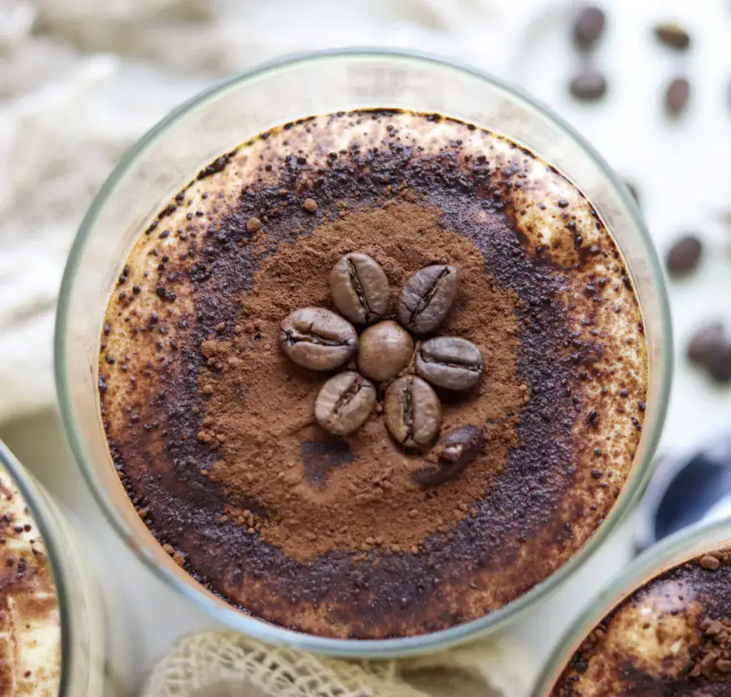 a decorated speculoos tiramisu cup