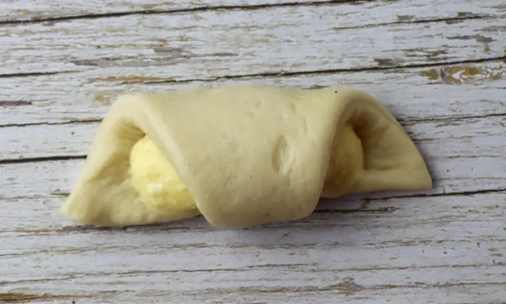 how to make cottage cheese rolls